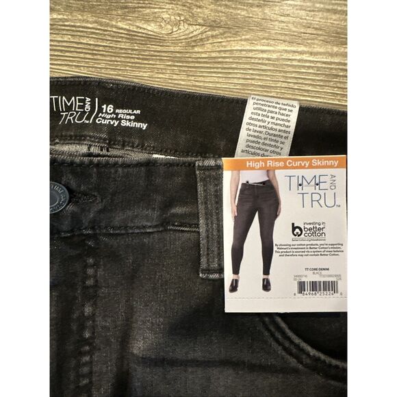 Time and Tru Women's High Rise Curvy Jeans, 29" Inseam for Regular Size 16 Black - Picture 5 of 11